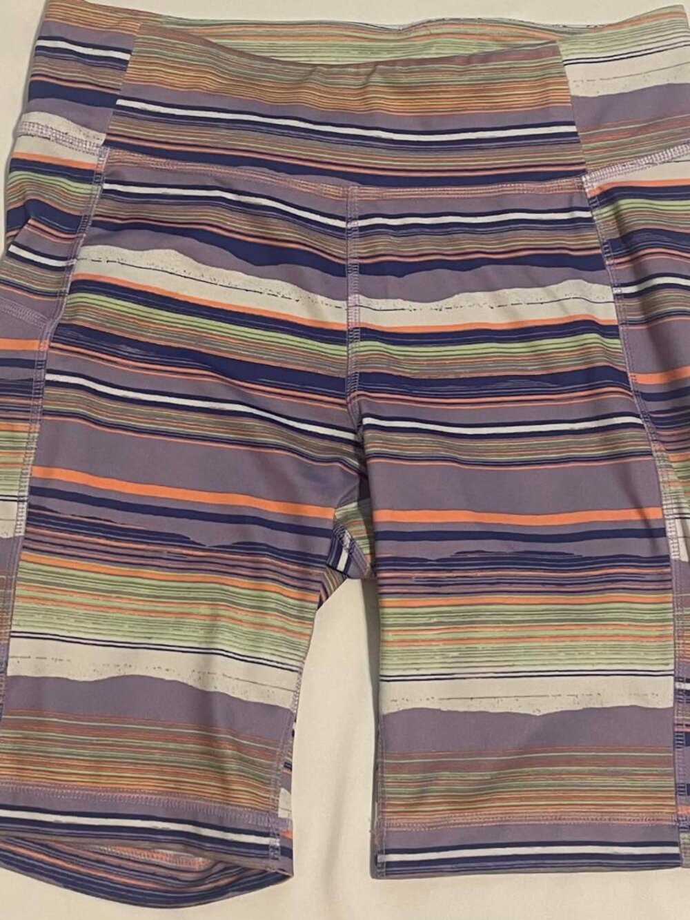 COLUMBIA Women’s Striped Multicolor Athletic Shorts, Size M